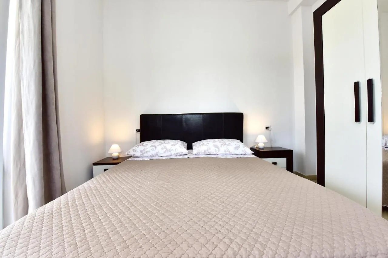 Apartman Melita Porec 0*,  Croazia