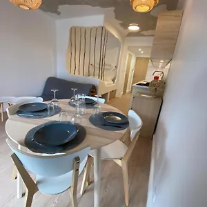 https://studio-port-de-hyeres-renove.fr-provencehotel.com