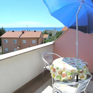 https://apartments-murgic.primorje-gorskikotar.com